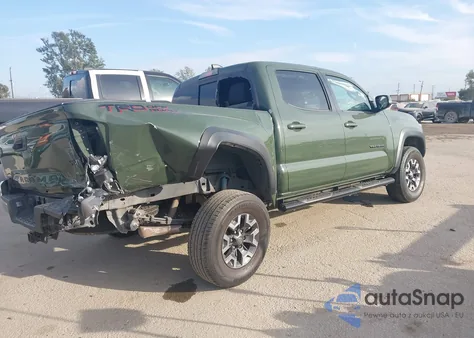 2022 Toyota Tacoma Trd Off Road z USA, uszkodzony, nr VIN 3TMAZ5CN4NM170557